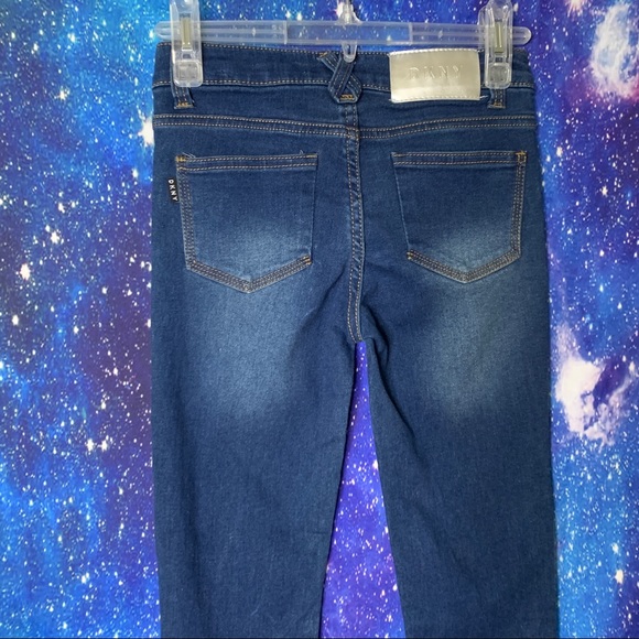 DKNY- Dark Wash Distressed Jeans size 10 - Picture 7 of 12